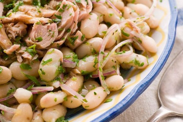 Insalata di tonno, fagioli e cipolla CO.P.A.P.