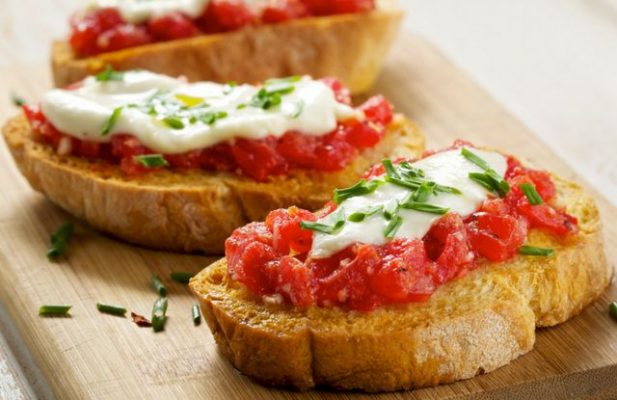 Bruschetta caprese