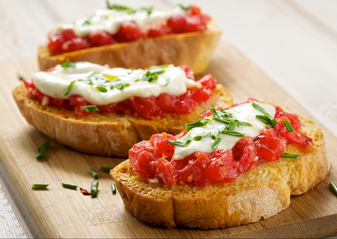 Bruschetta caprese